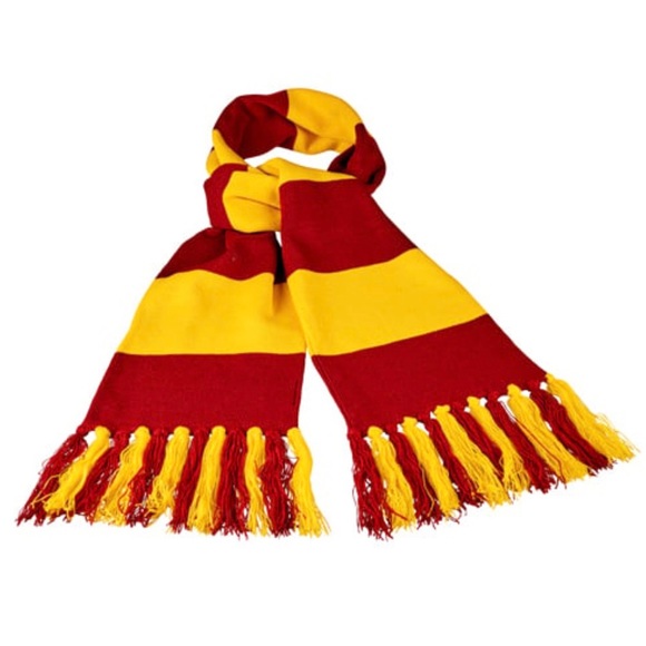 🧣Gryffindor Hogwarts Officially Licensed - Picture 1 of 10